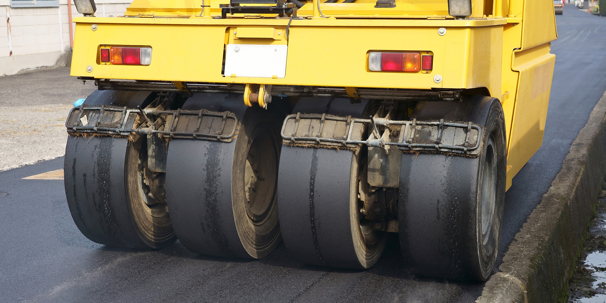 舗装工事 | さいたま市岩槻区にある一般土木工事を請け負う株式会社輝誠(こうせい)